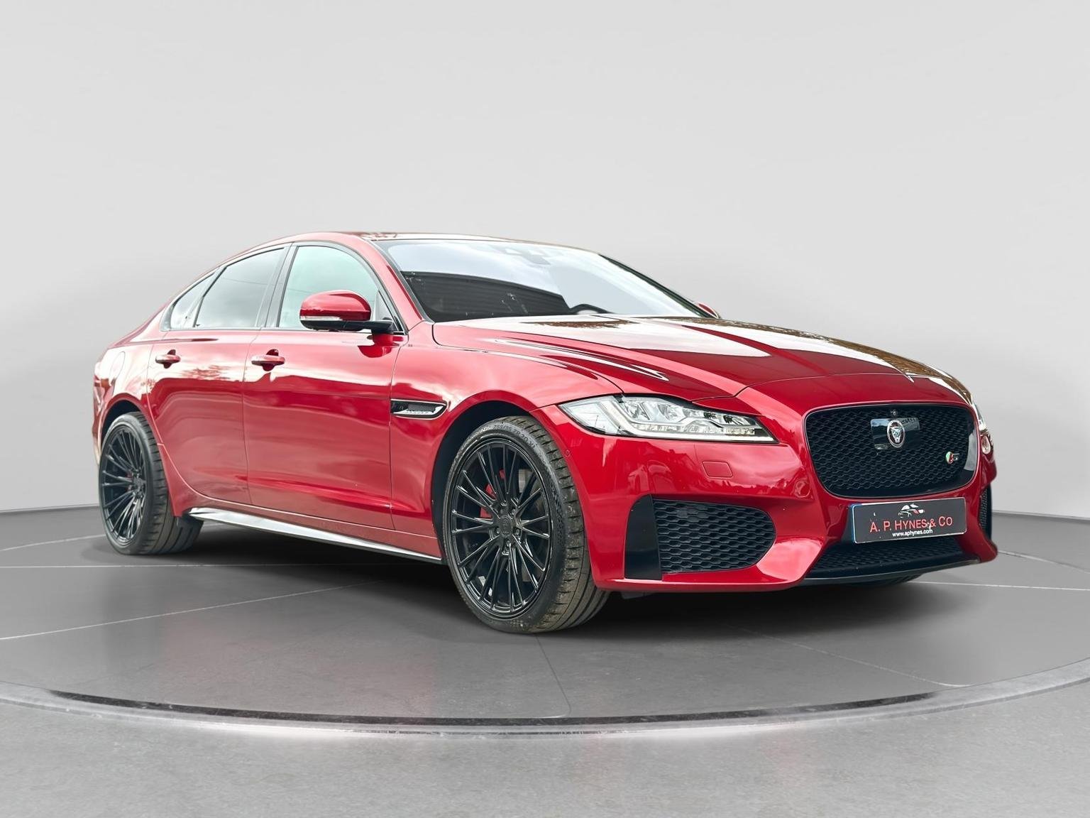 Jaguar XF