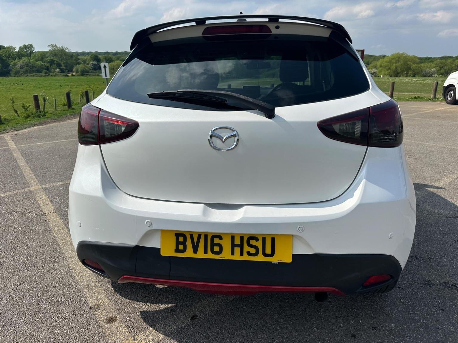 Mazda 2