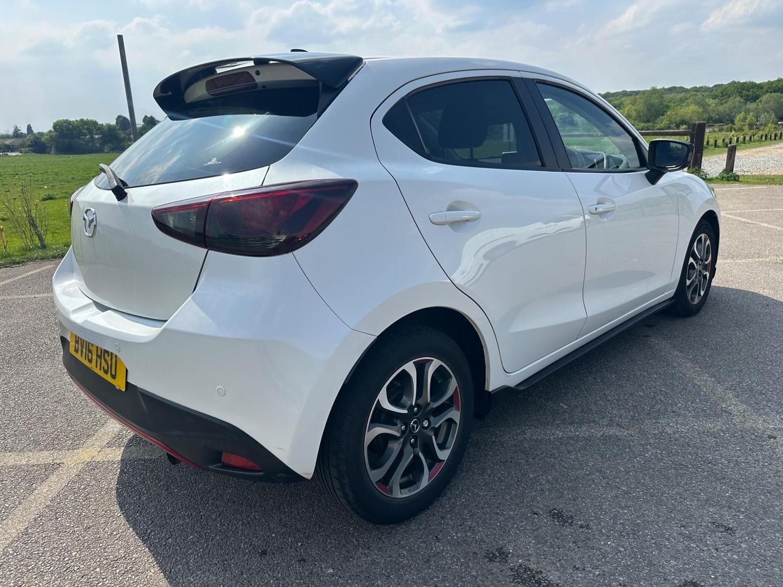 Mazda 2