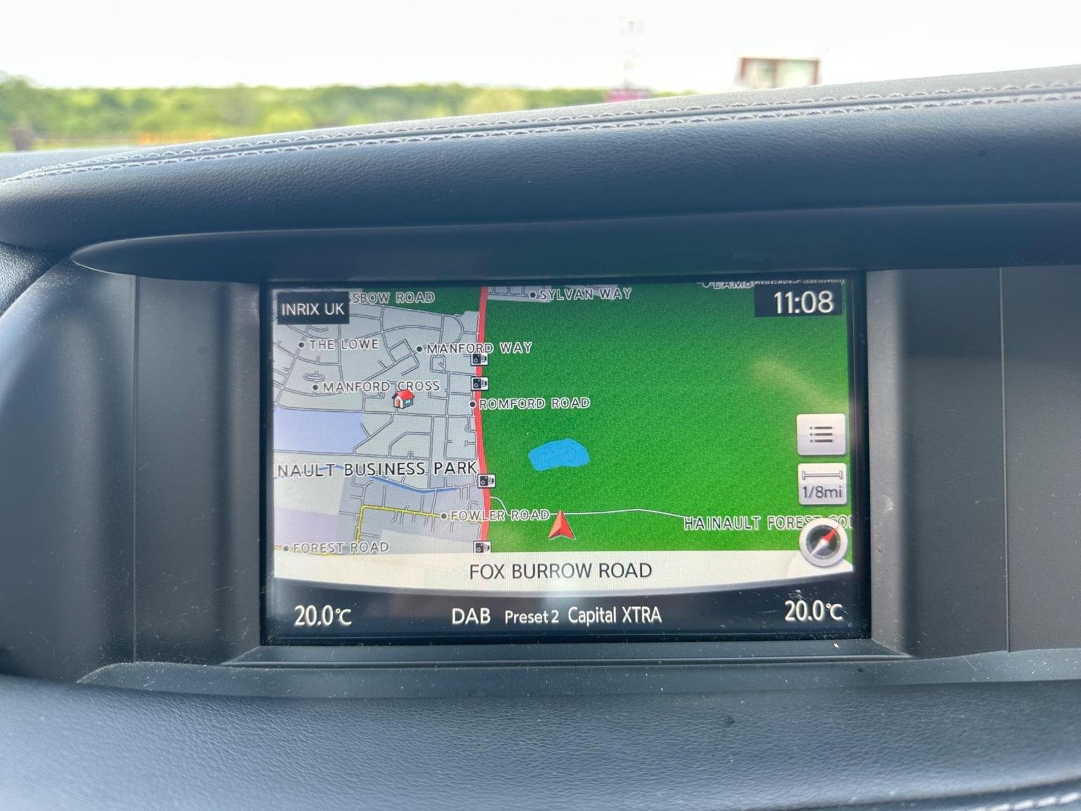 Infiniti Q30