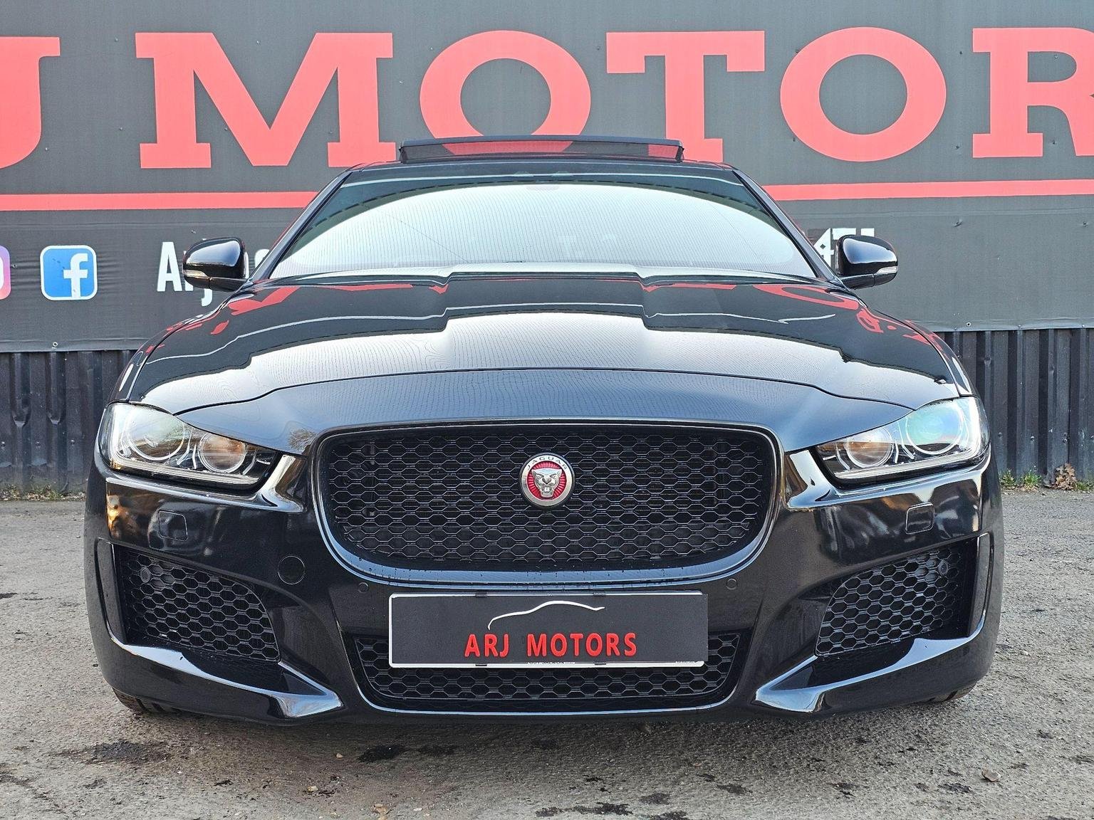Jaguar XE