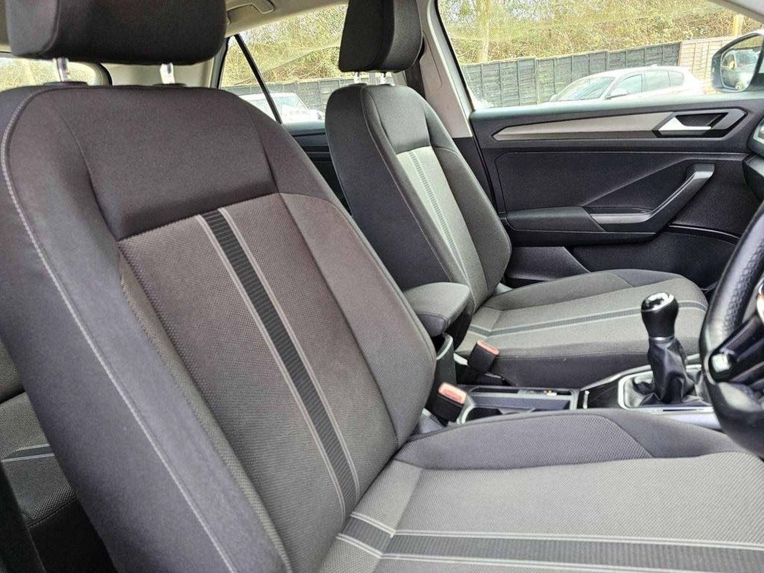 Volkswagen T Roc