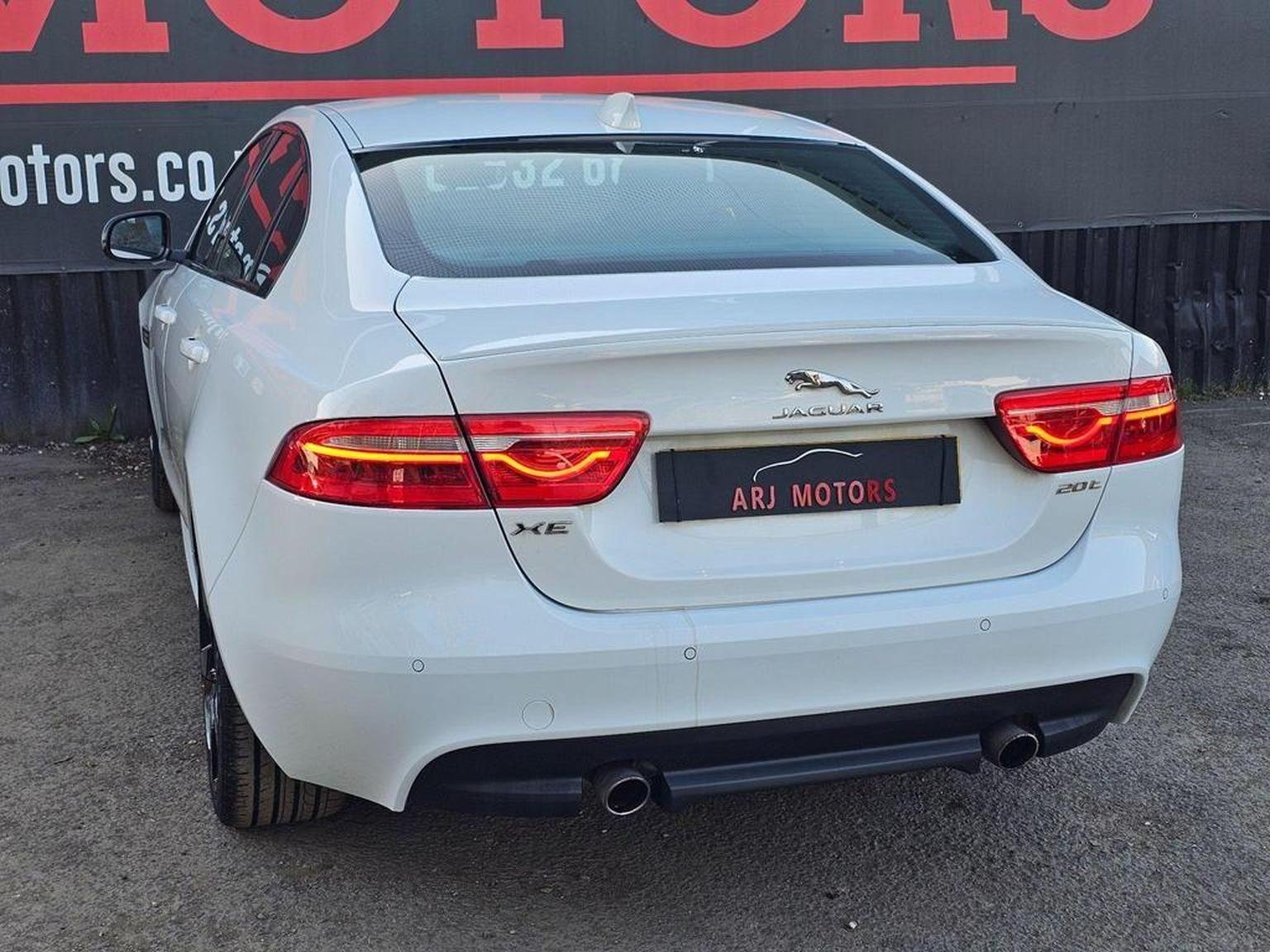 Jaguar XE
