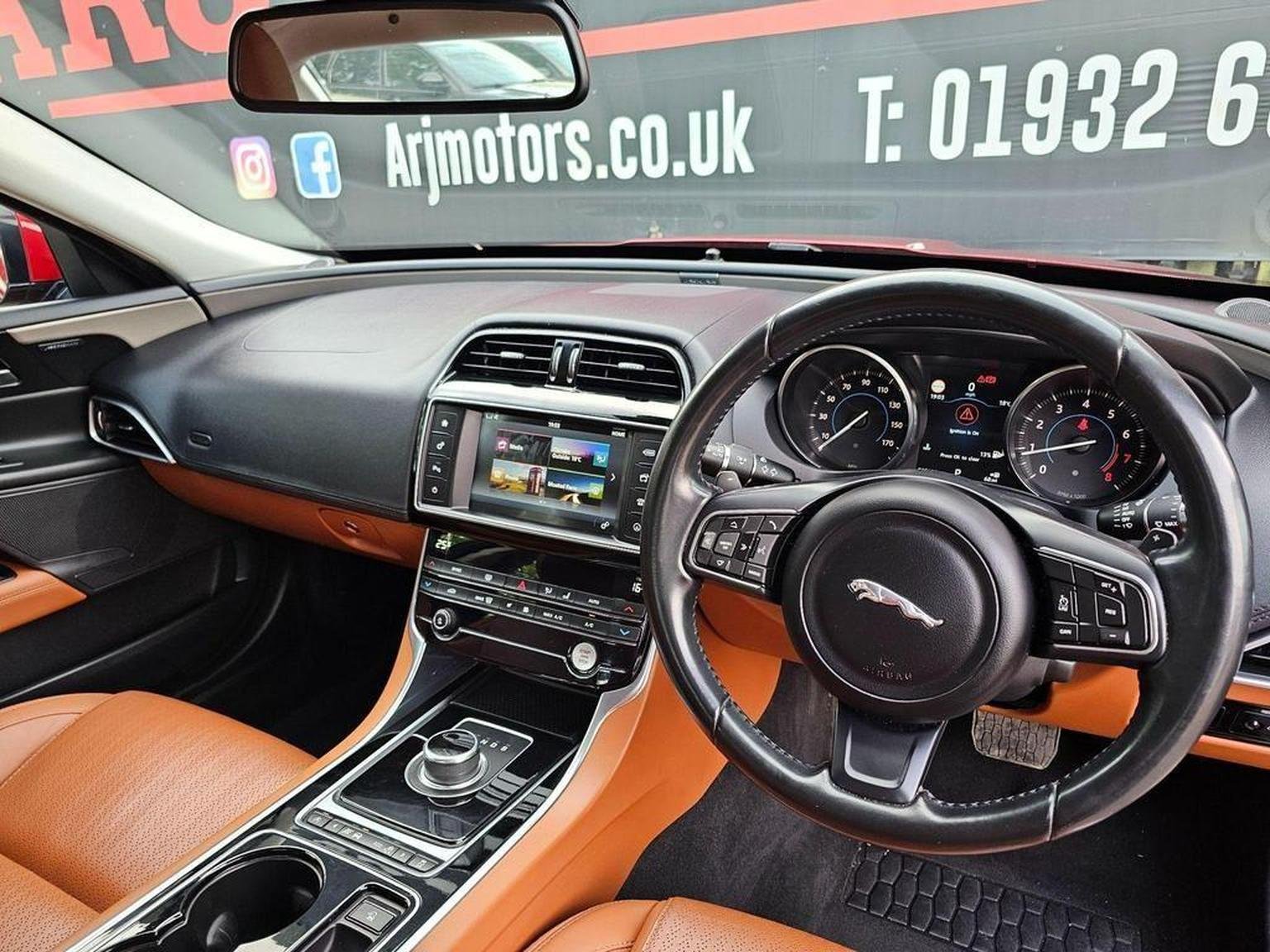 Jaguar XE