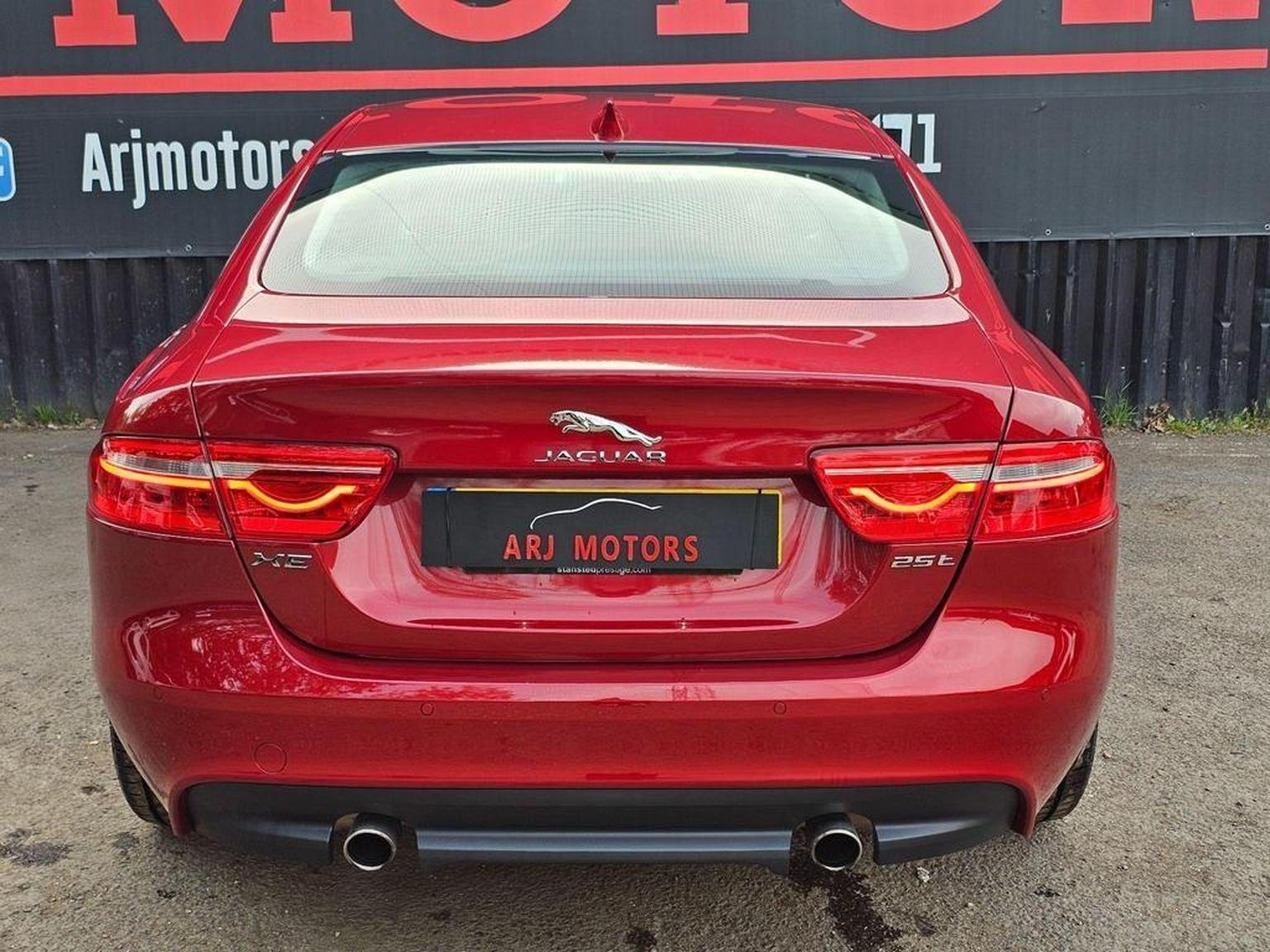 Jaguar XE