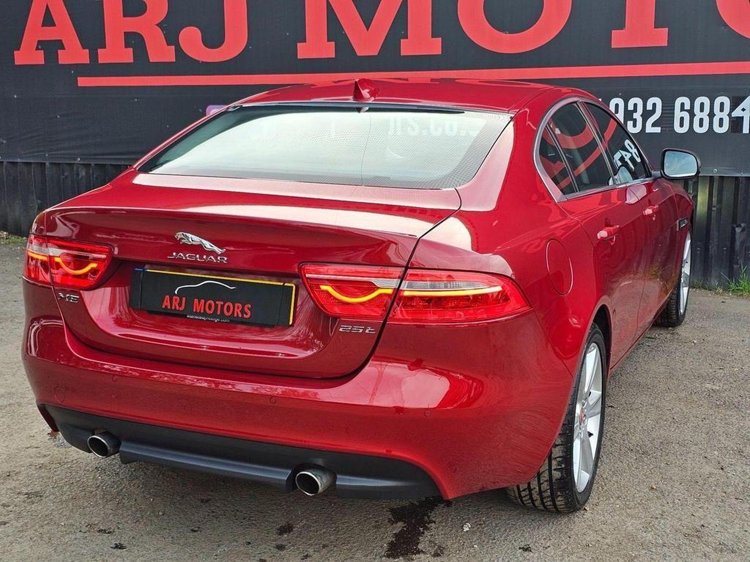 Jaguar XE