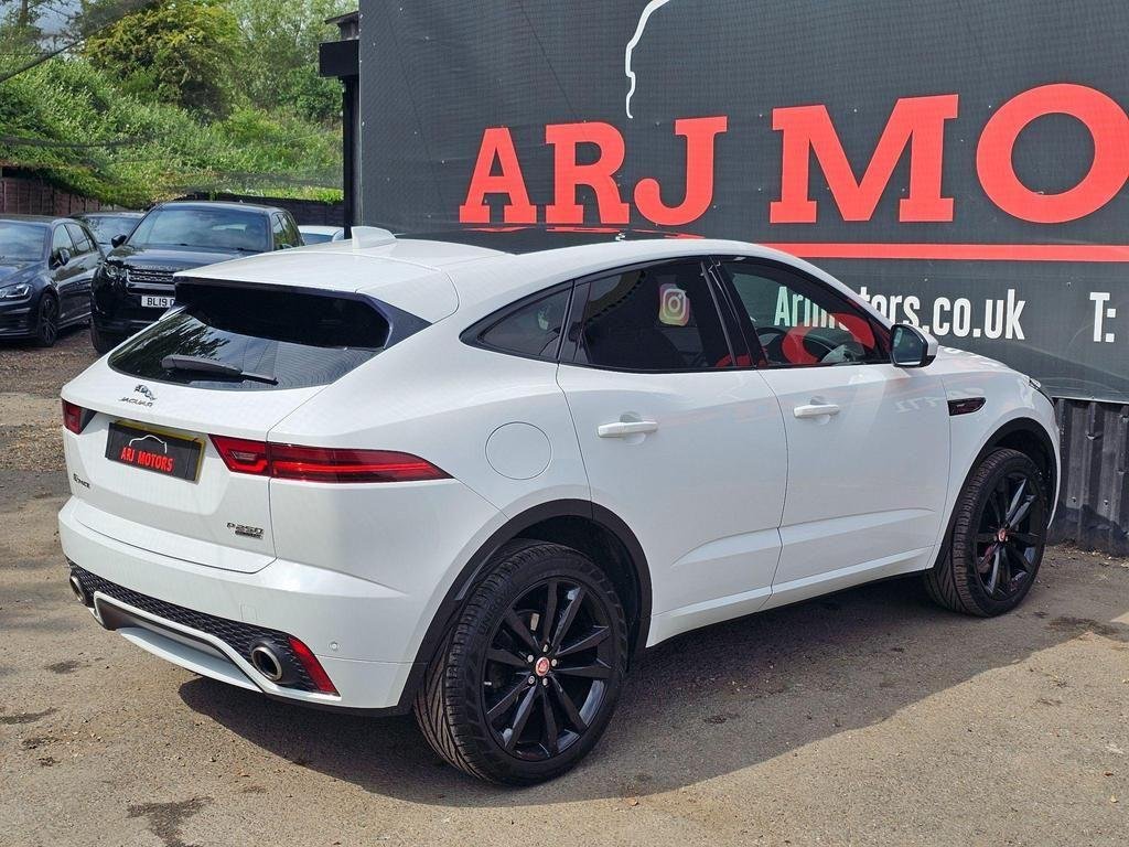 Jaguar E Pace