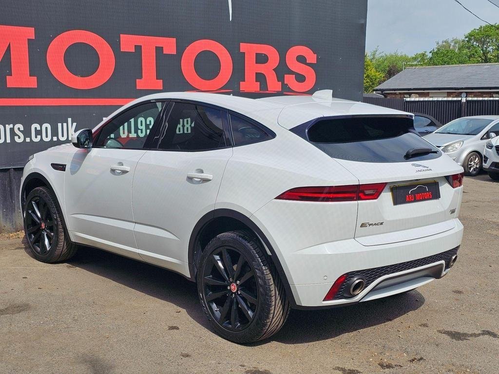 Jaguar E Pace