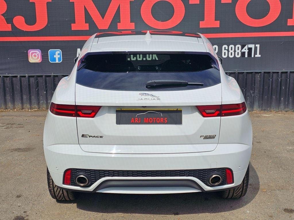 Jaguar E Pace
