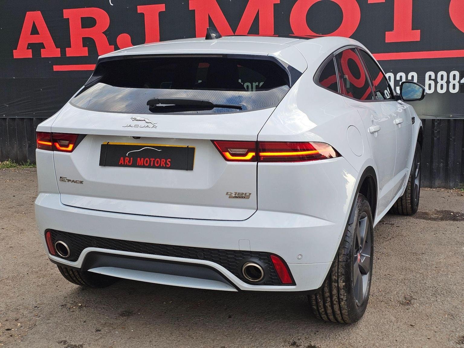 Jaguar E Pace