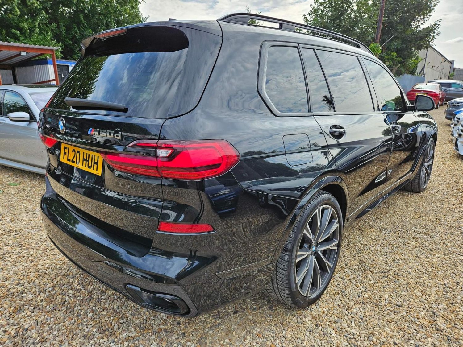 BMW X7