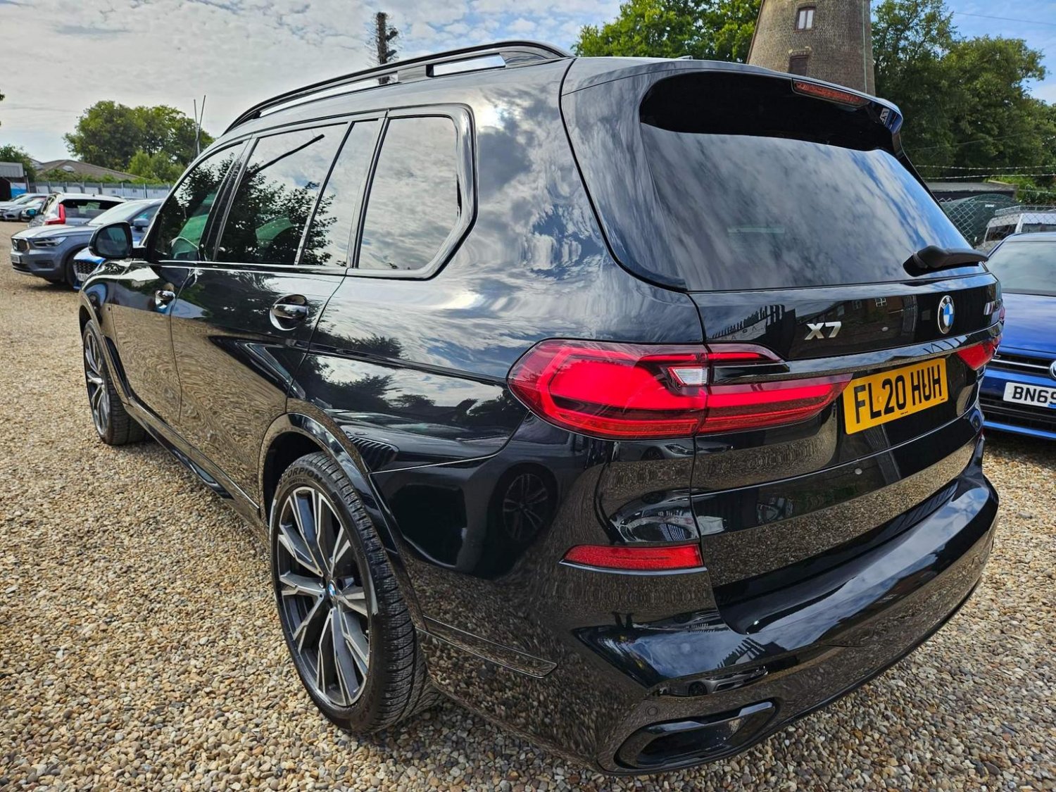 BMW X7
