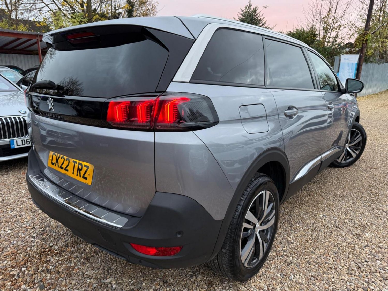 Peugeot 5008