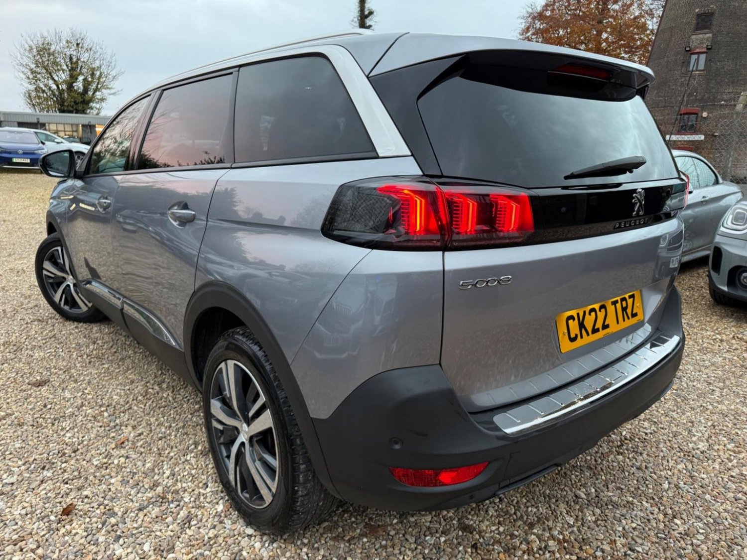 Peugeot 5008