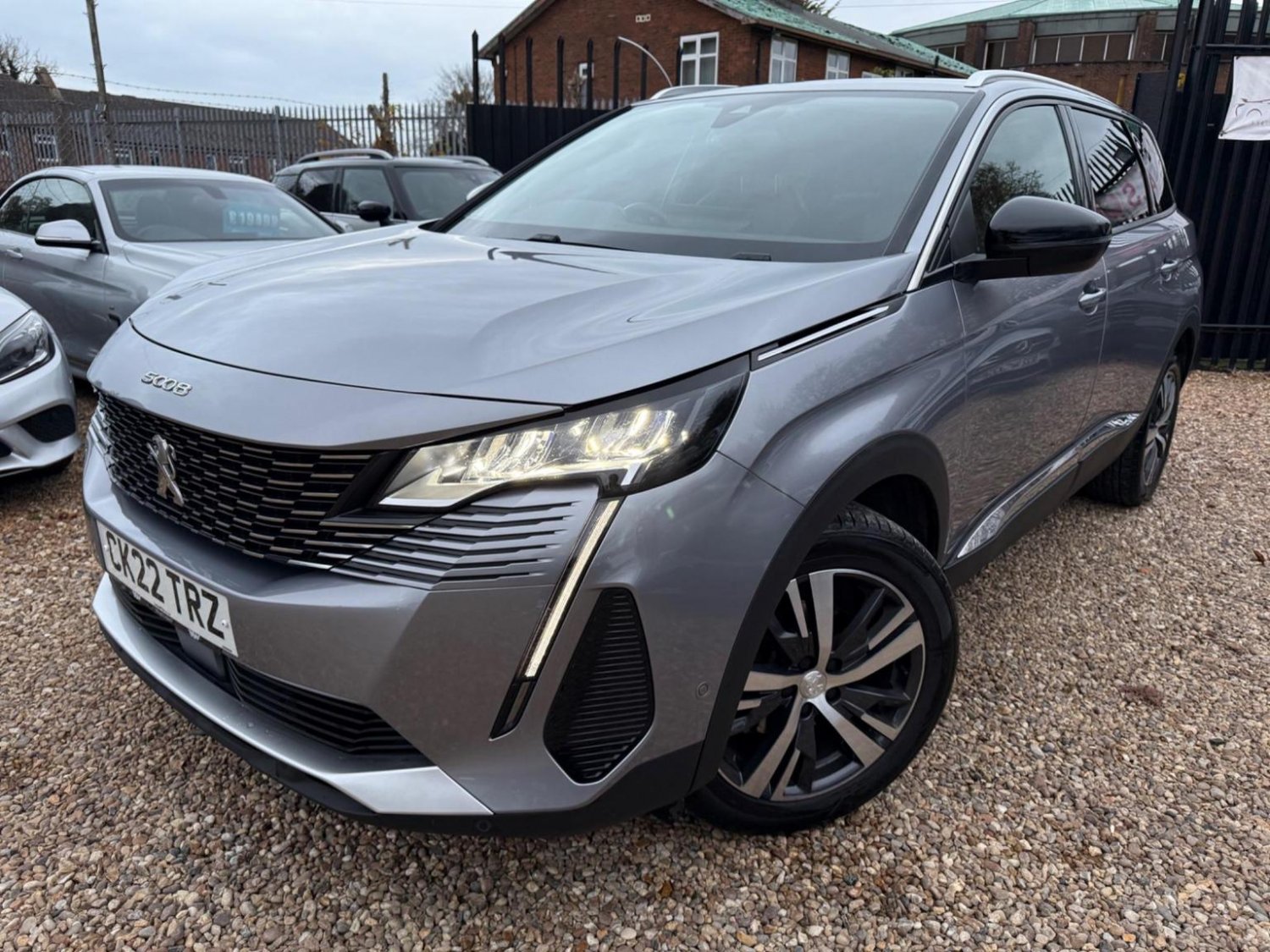 Peugeot 5008