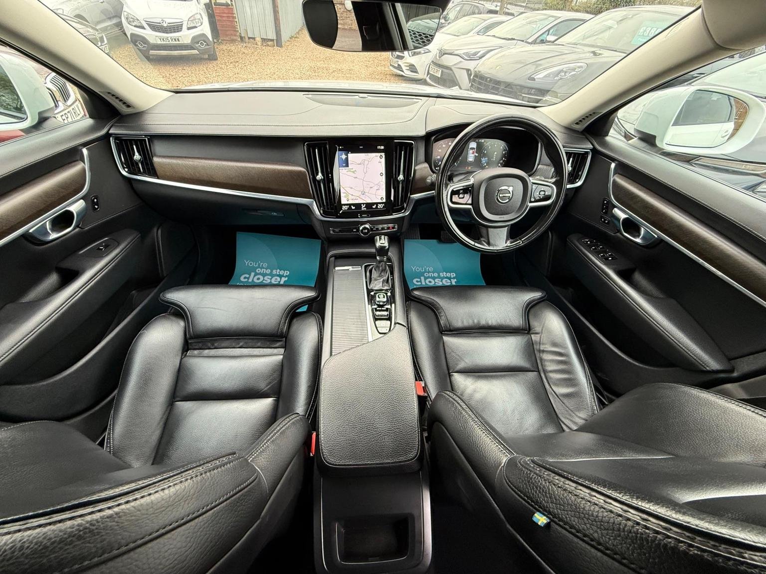 Volvo V90