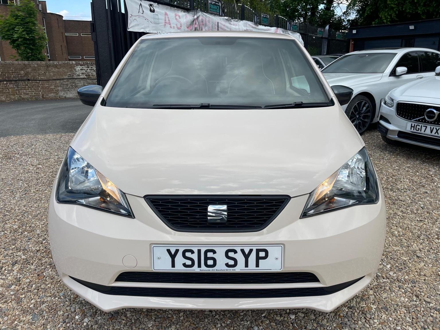 SEAT Mii