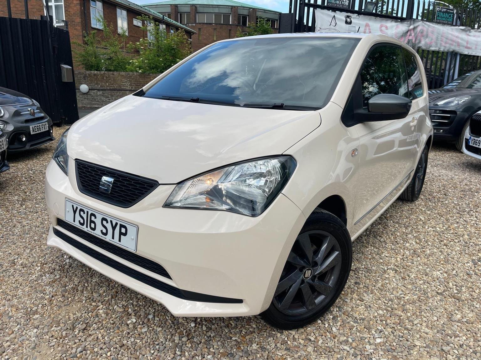 SEAT Mii