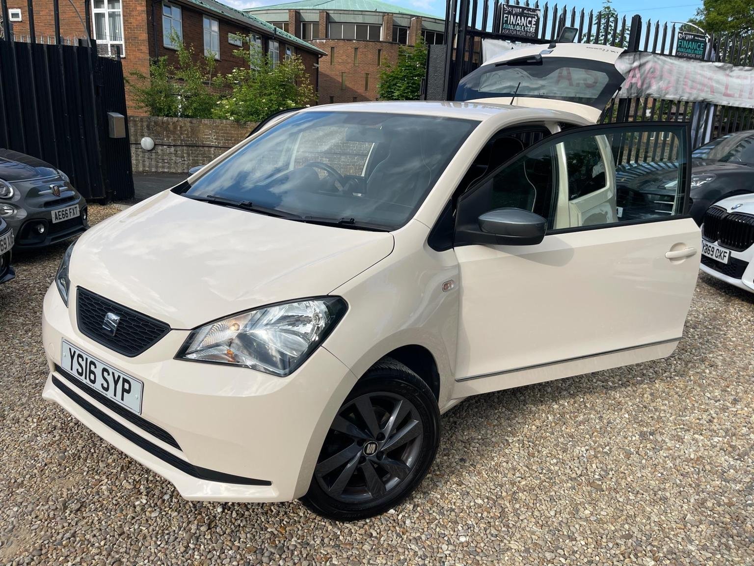 SEAT Mii