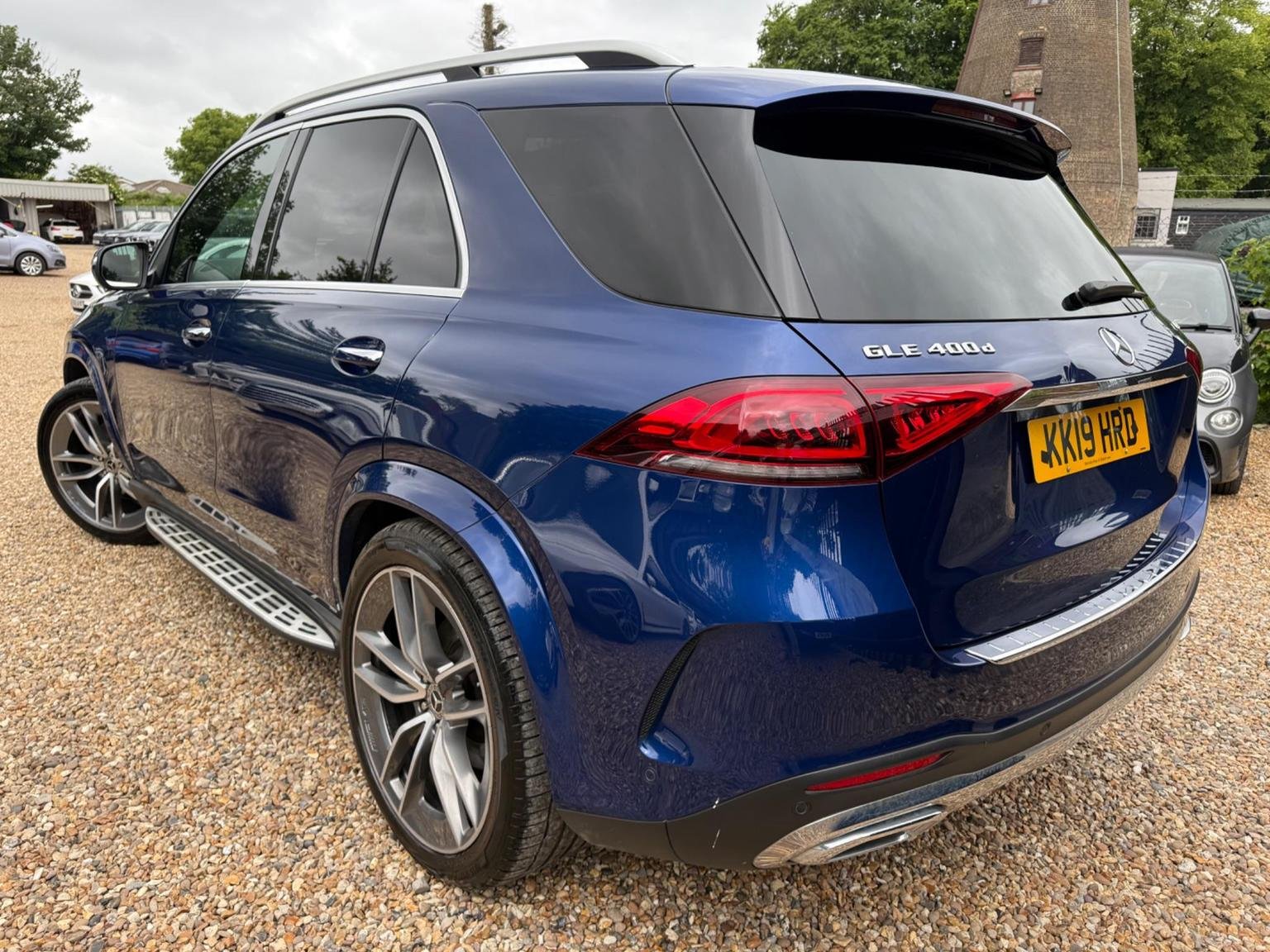 Mercedes Benz GLE-CLASS