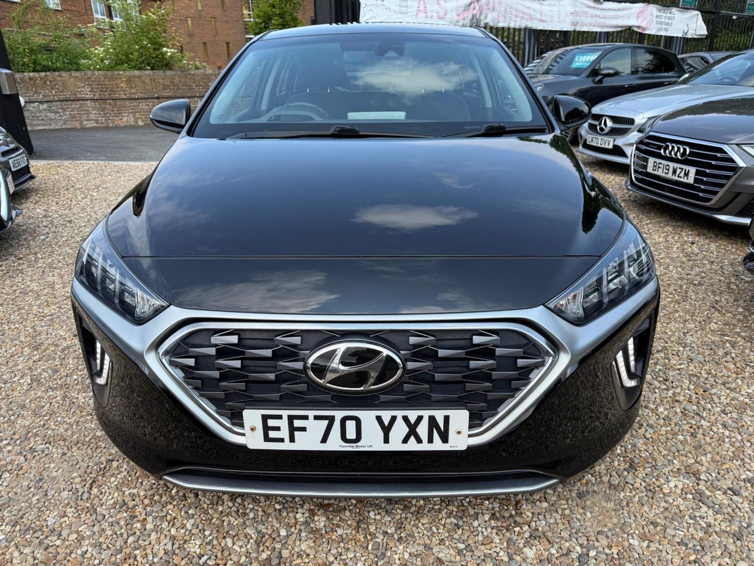 Hyundai IONIQ