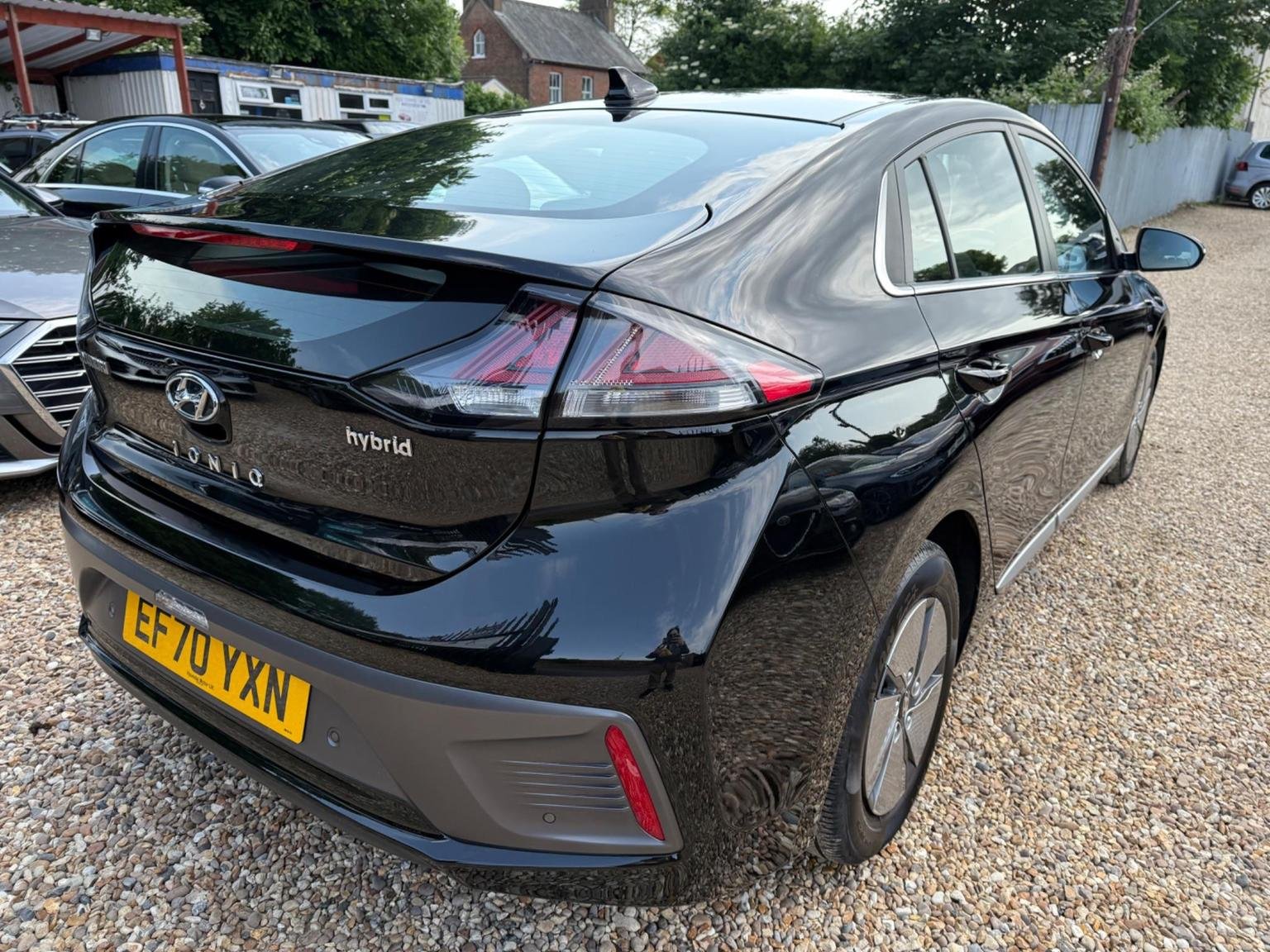 Hyundai IONIQ