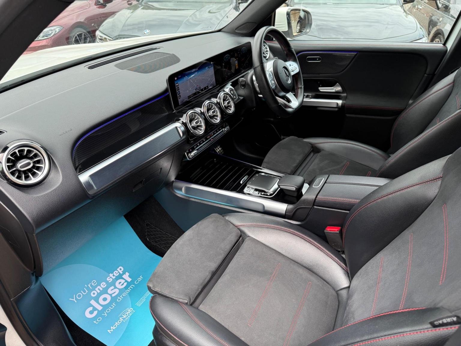 Mercedes Benz Glb
