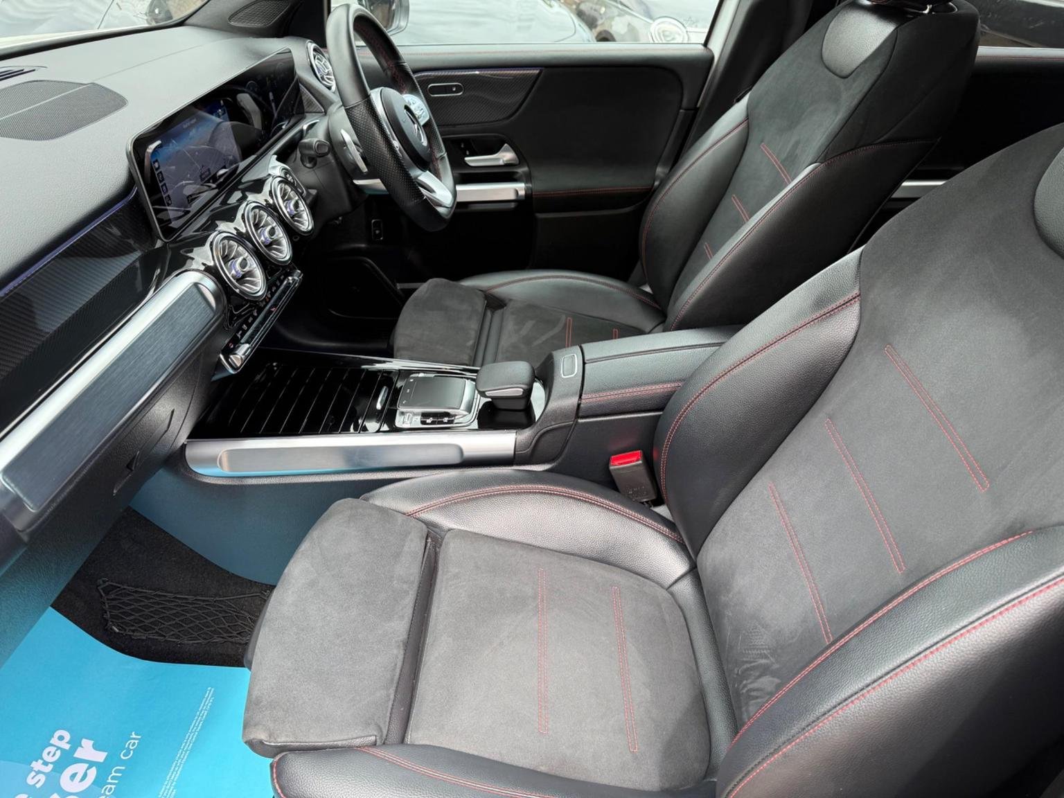 Mercedes Benz Glb
