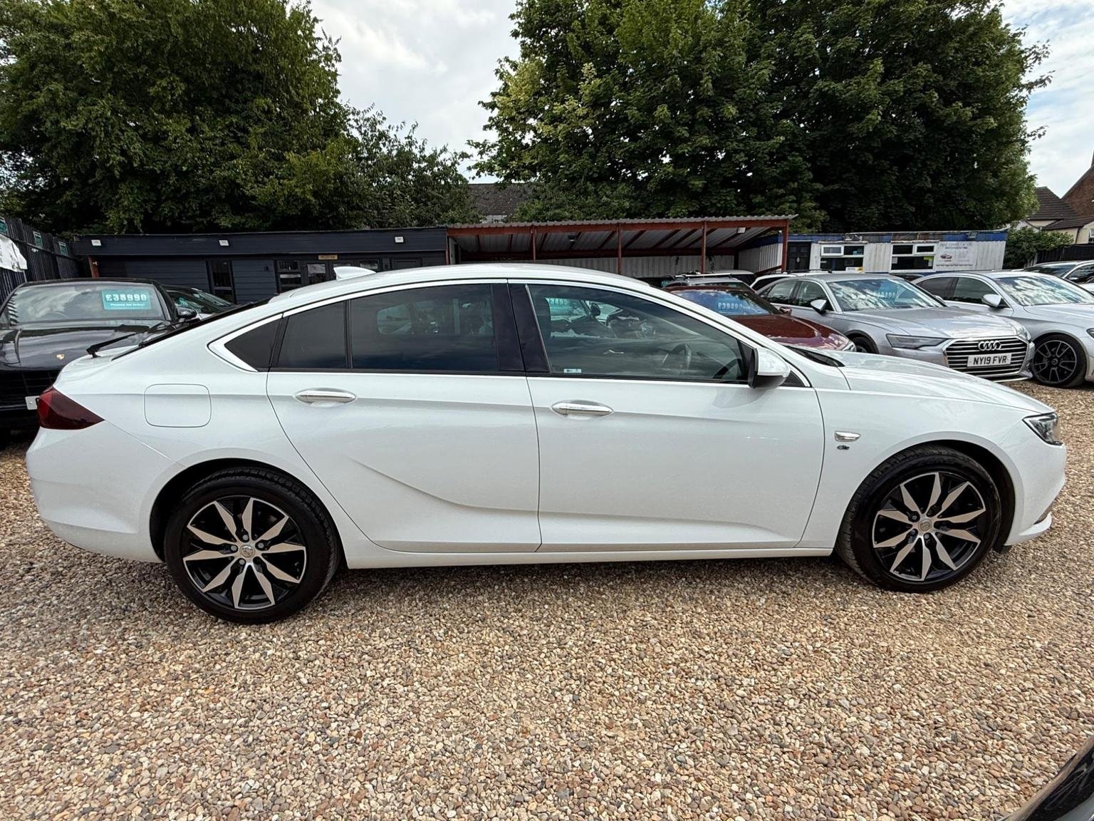 Vauxhall Insignia