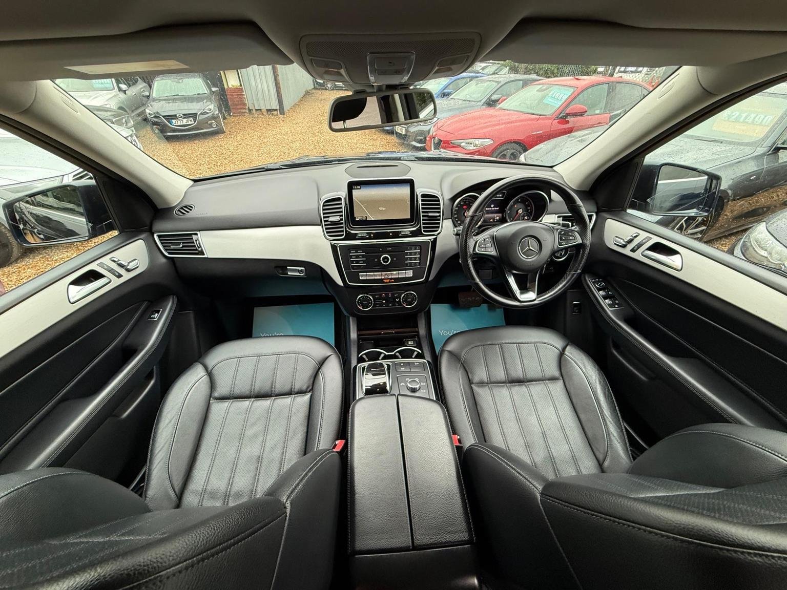 Mercedes Benz GLE-CLASS
