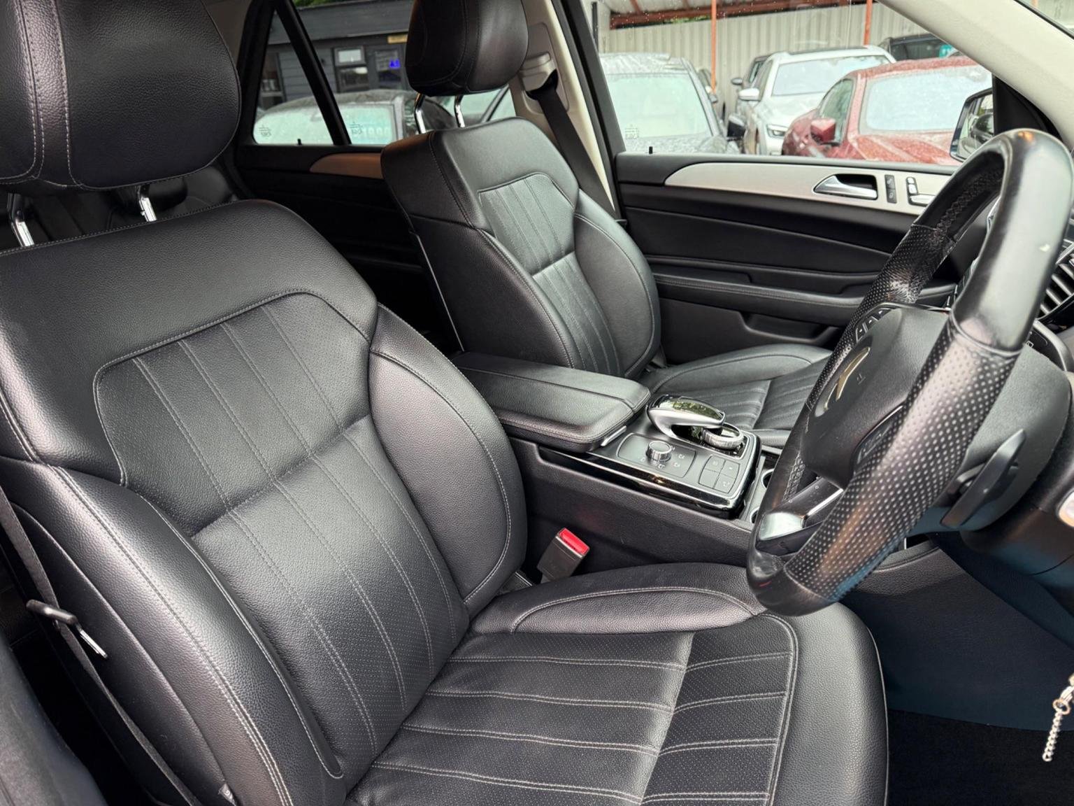 Mercedes Benz GLE-CLASS
