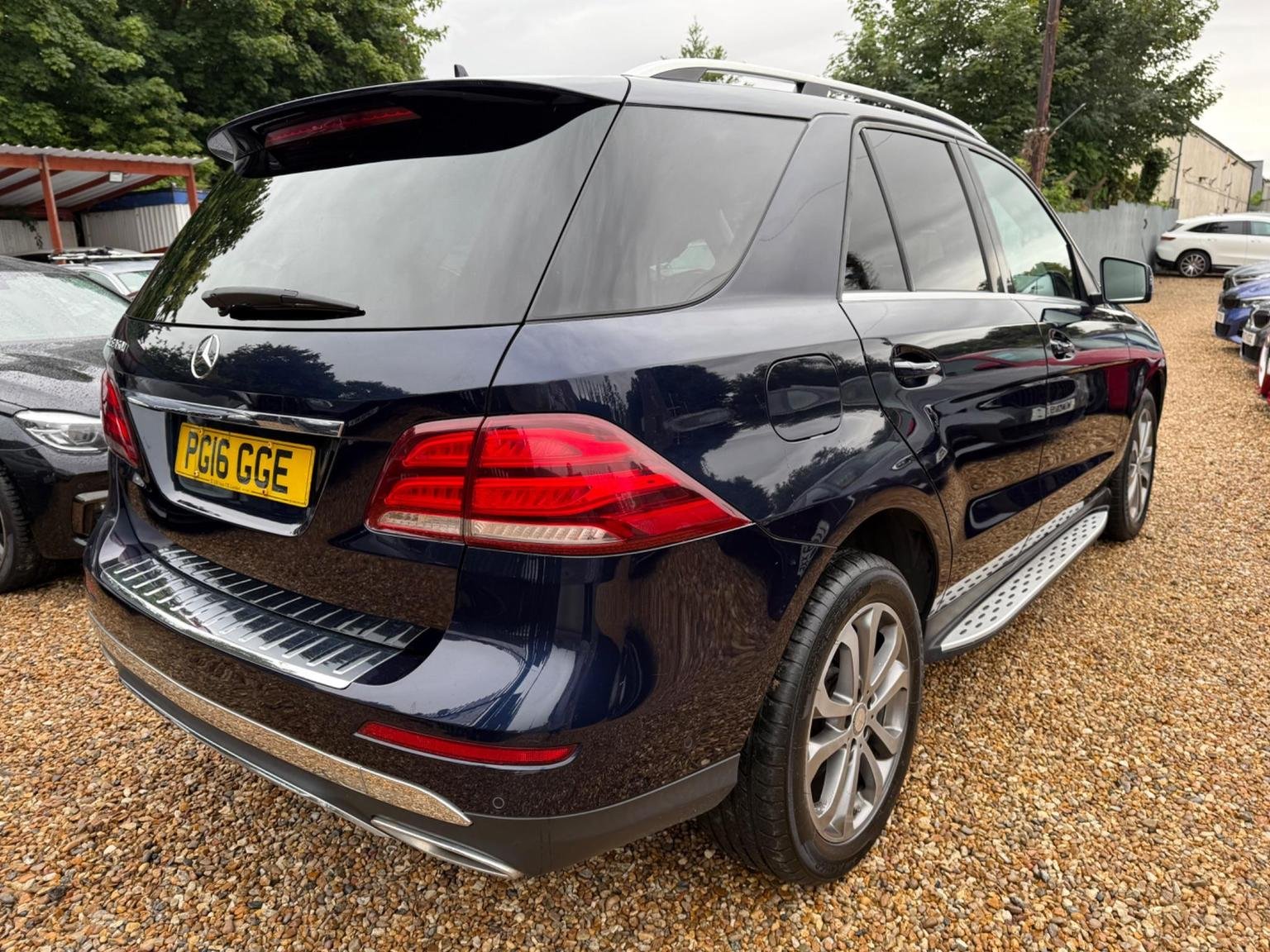 Mercedes Benz GLE-CLASS