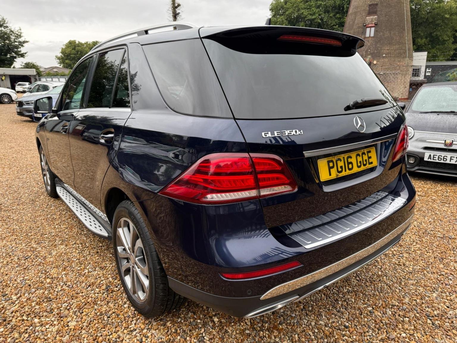 Mercedes Benz GLE-CLASS
