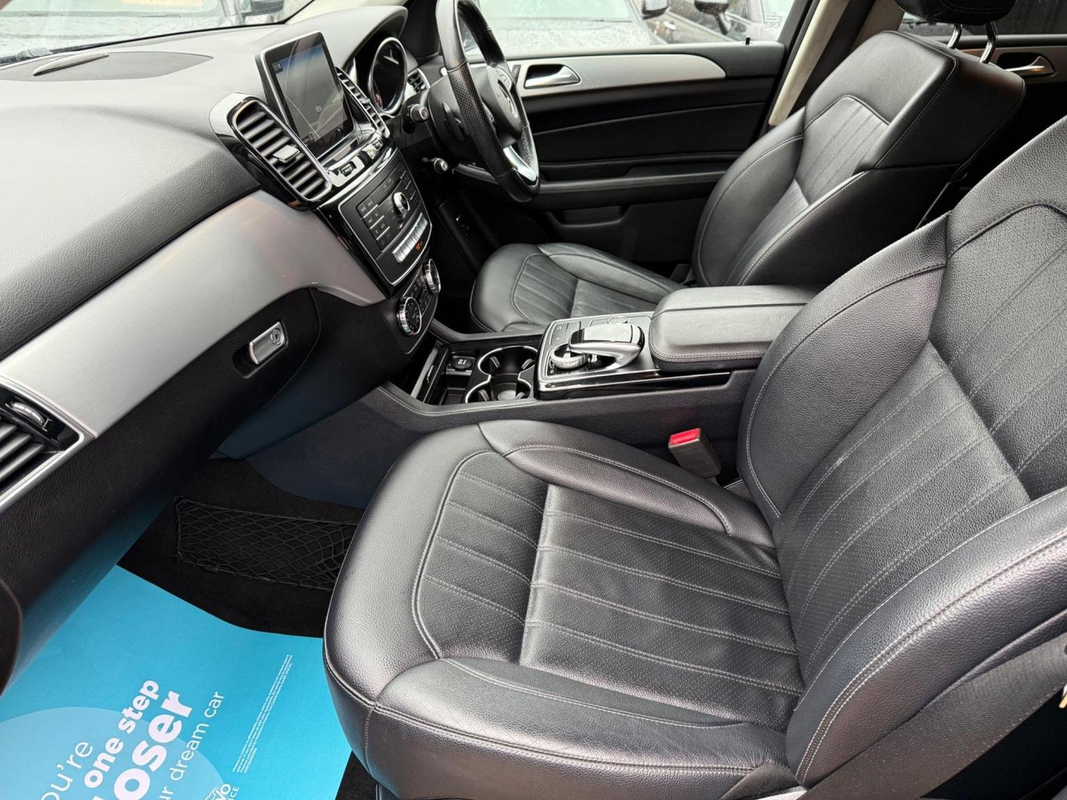 Mercedes Benz GLE-CLASS