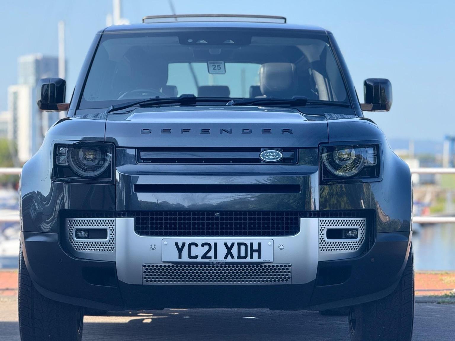 Land Rover 90