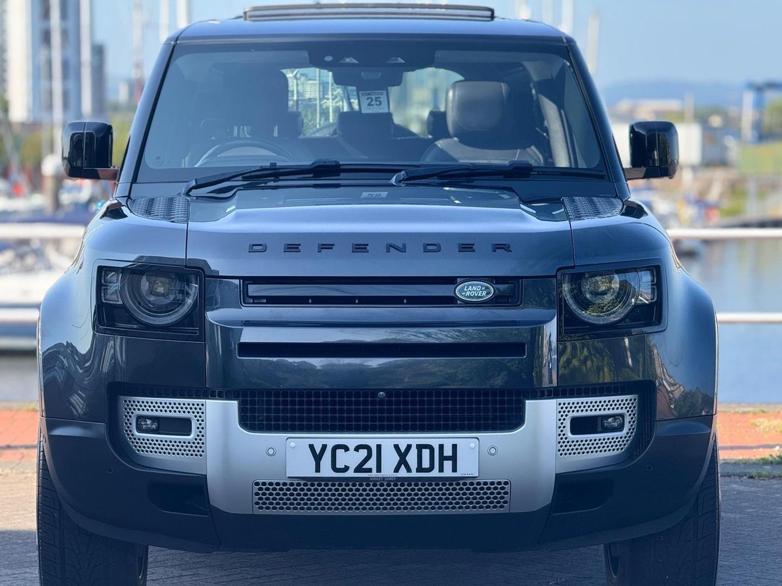 Land Rover 90