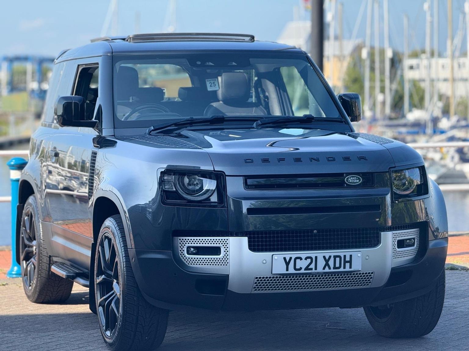 Land Rover 90