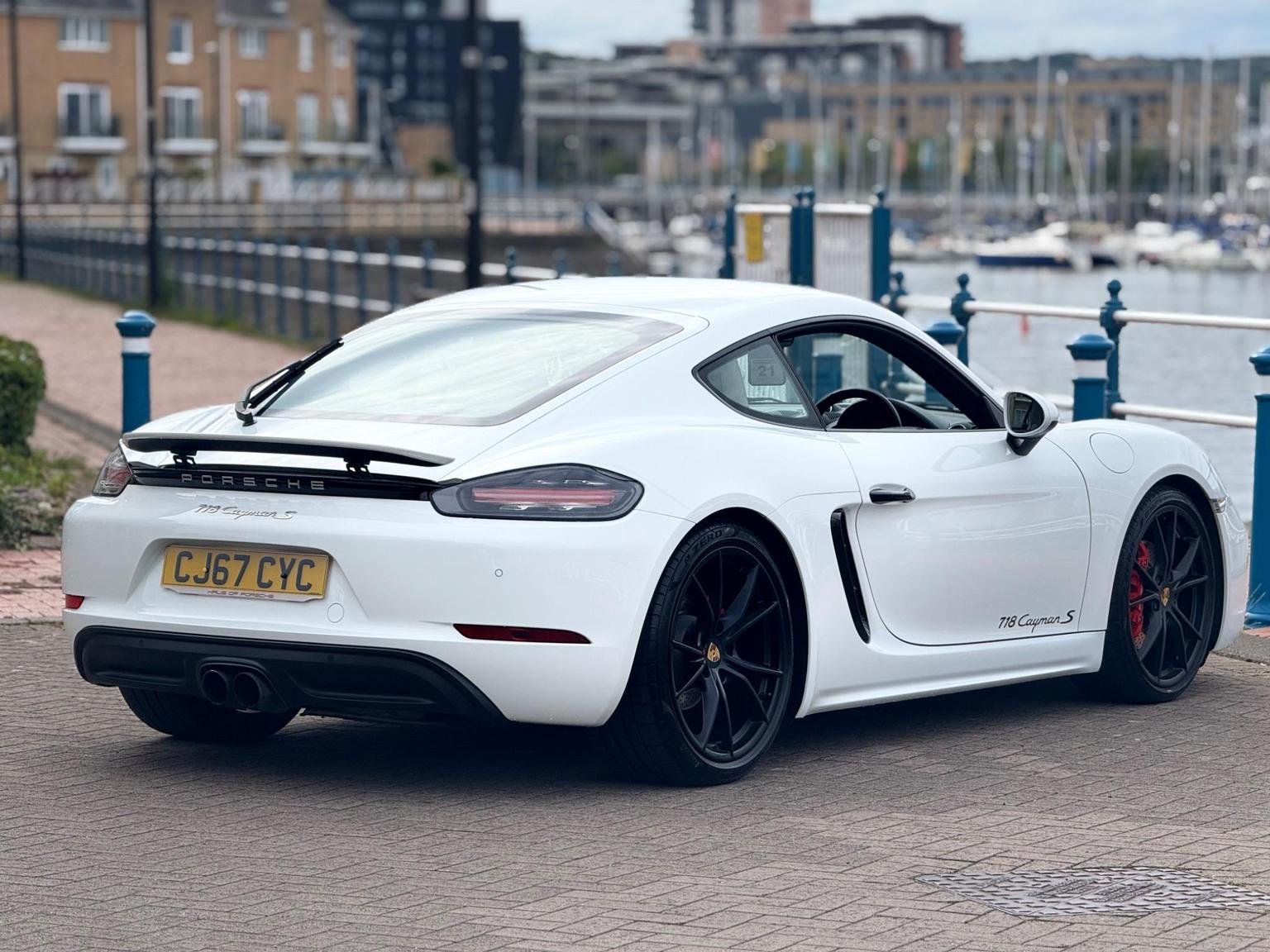 Porsche 718