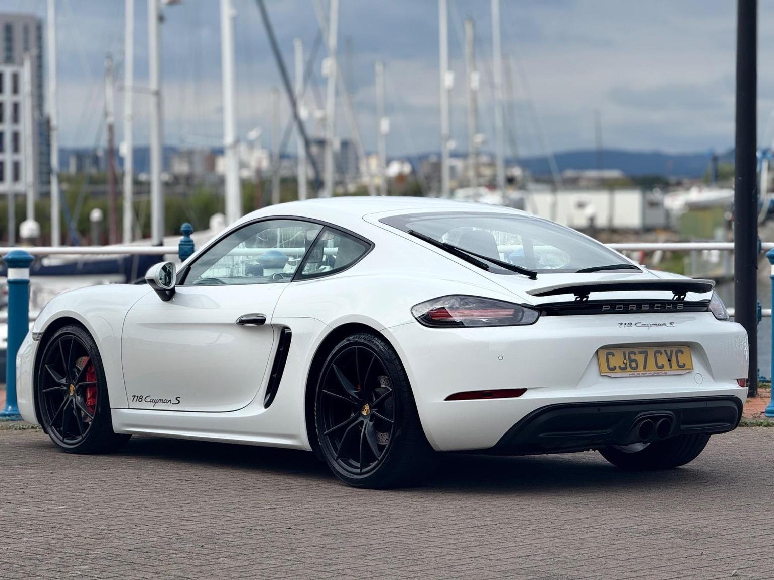 Porsche 718