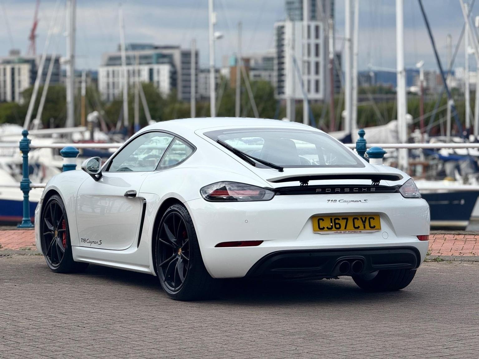 Porsche 718