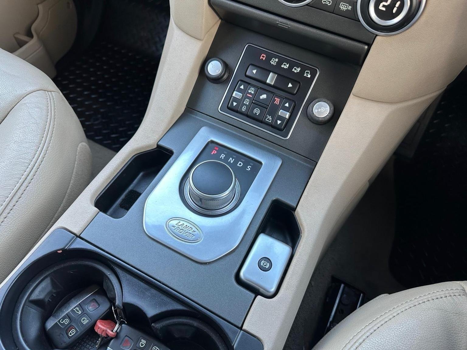 Land Rover Discovery 4