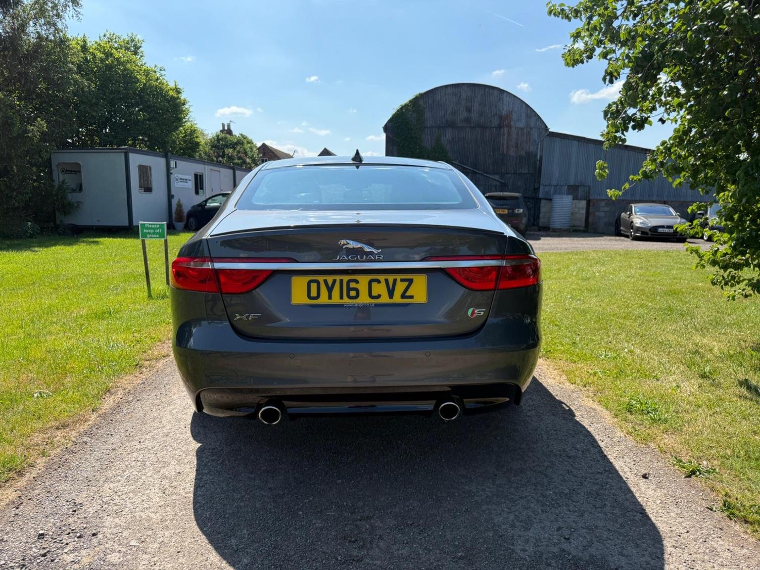 Jaguar XF