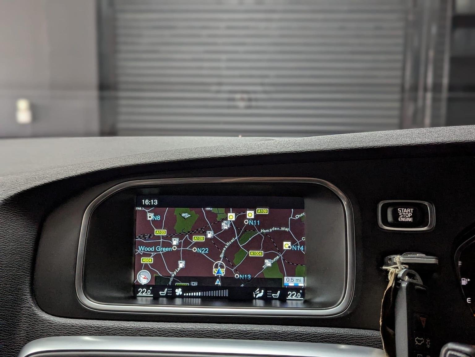 Volvo V40
