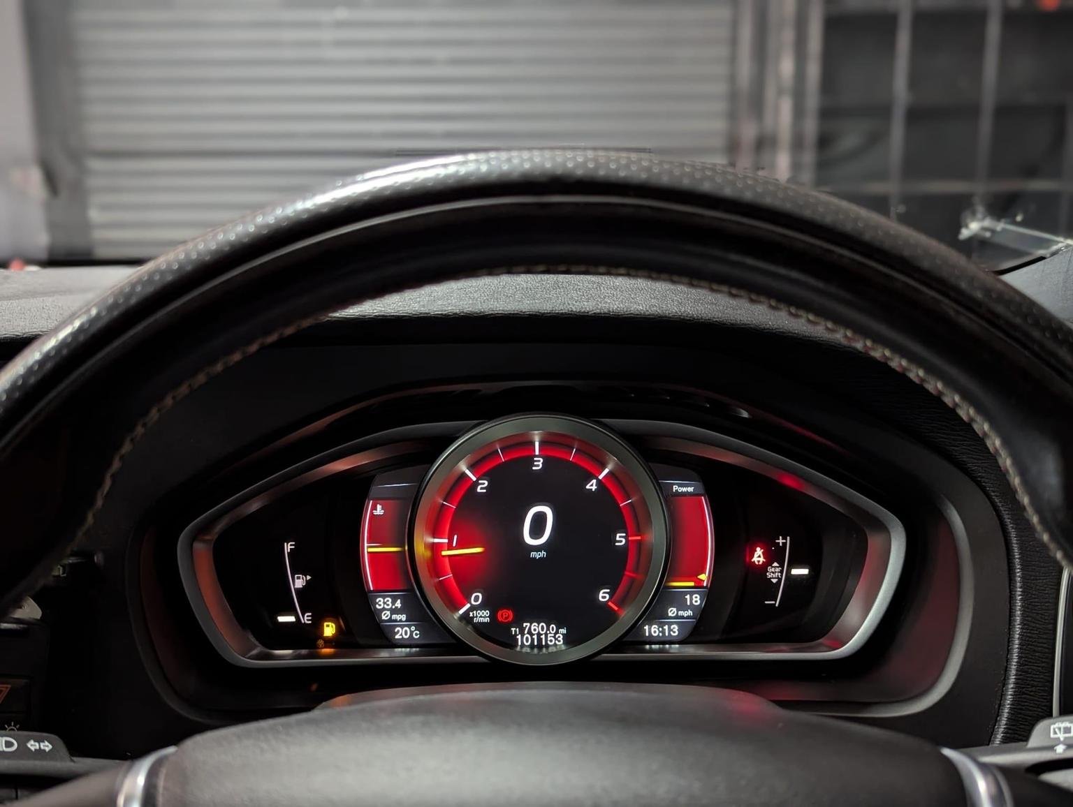 Volvo V40