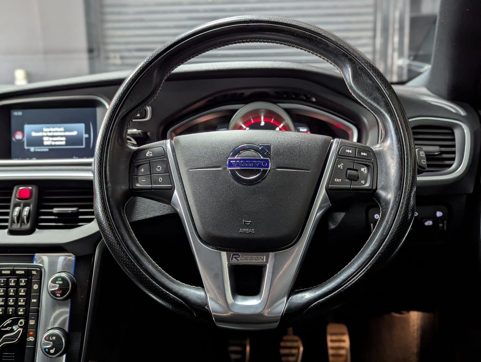 Volvo V40