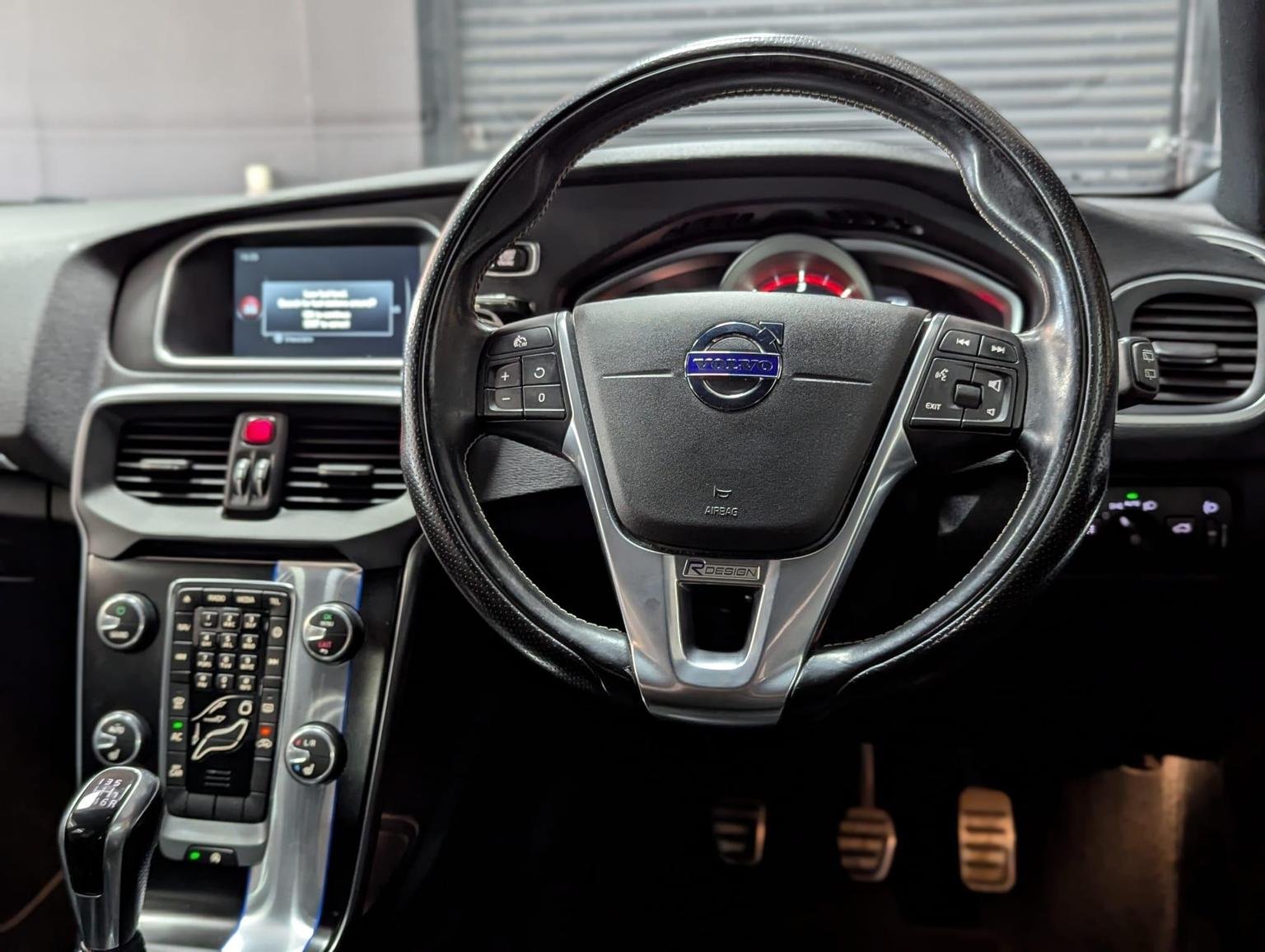 Volvo V40