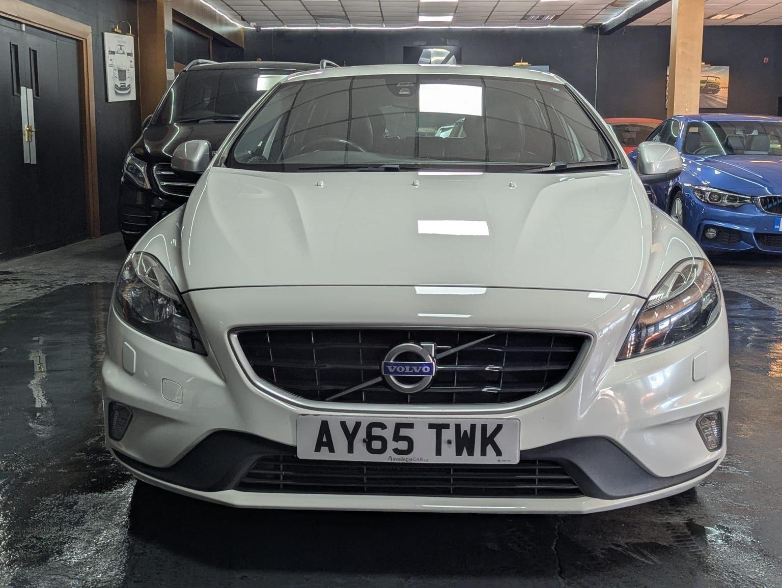 Volvo V40