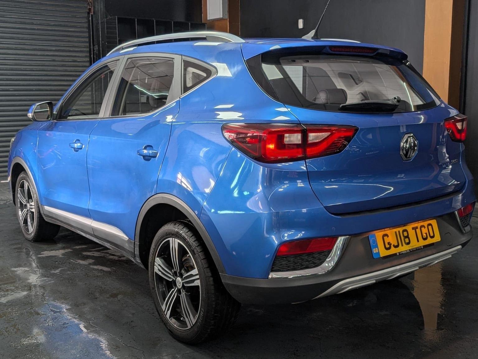 MG ZS