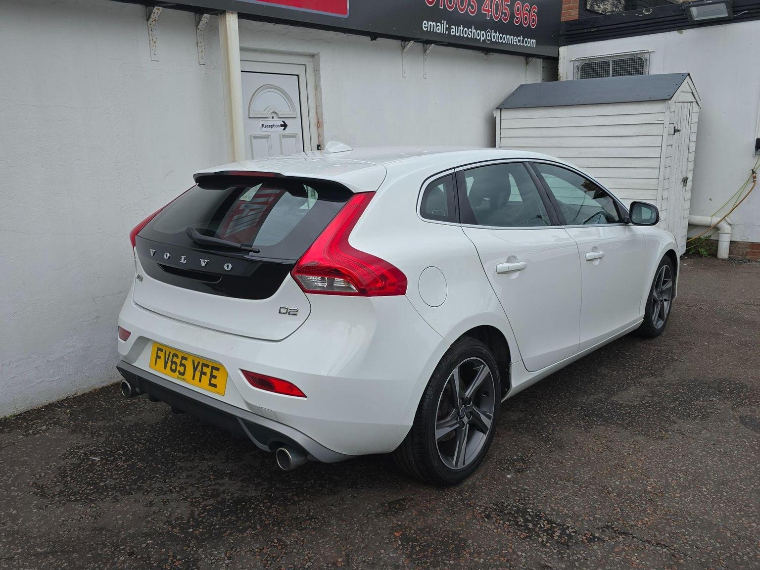 Volvo V40