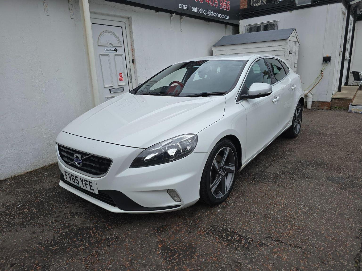 Volvo V40